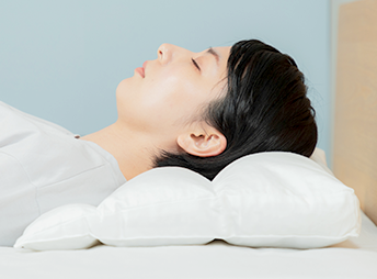 年齢や体格を問わず、理想の寝姿勢を